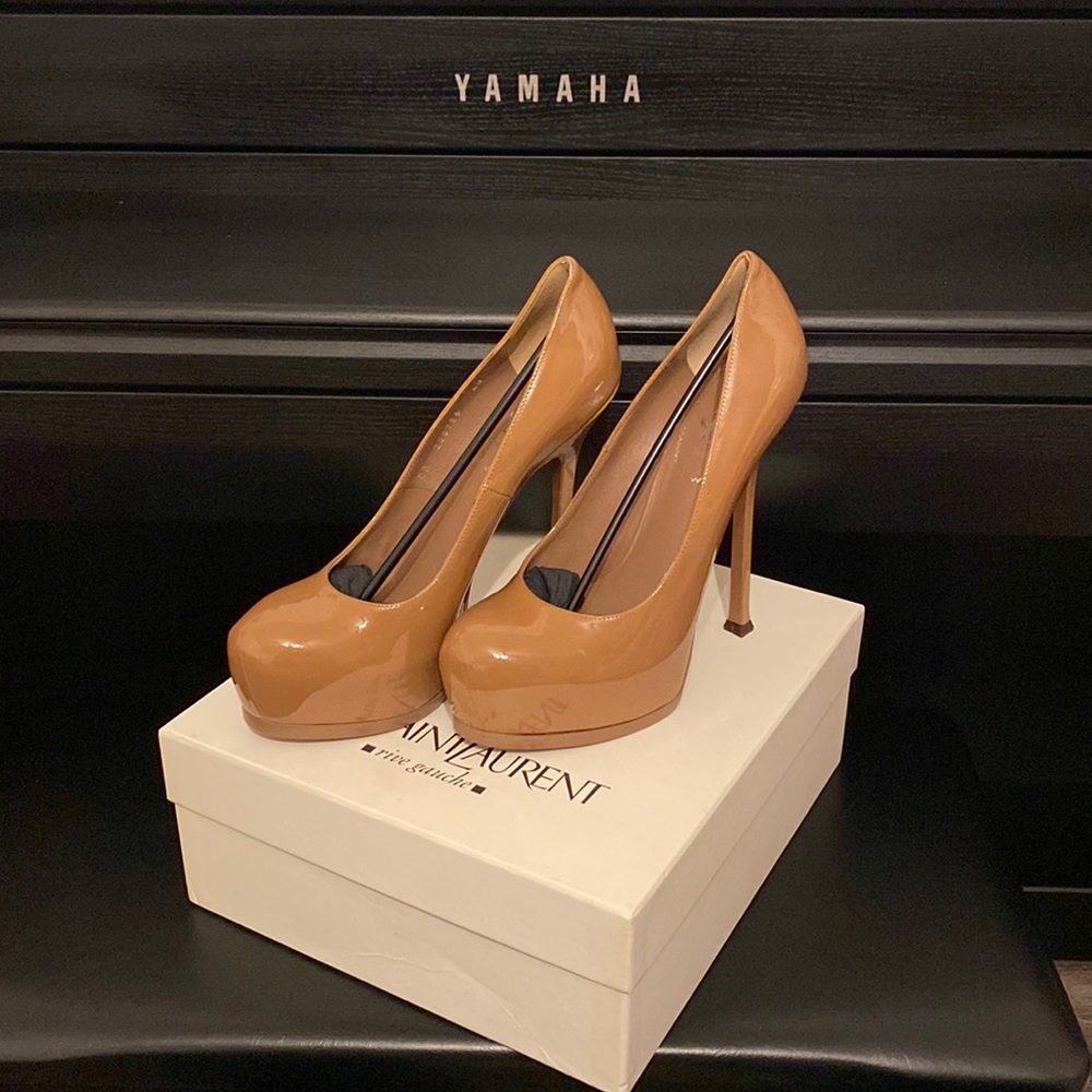 Classic YSL tribute two patent leather platform pumps